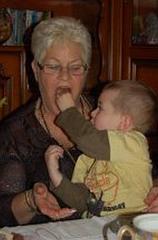 avec mon arriere petit fils louka (2)